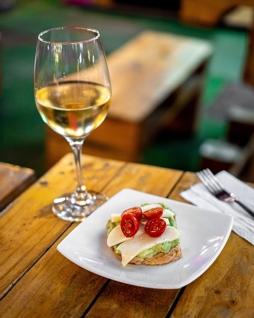 Maridaje de Vinos La Clave para Disfrutar Cada Sorbo y Bocado