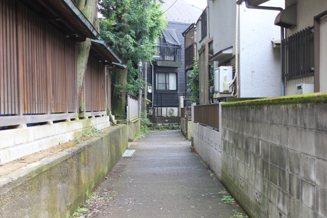 超重要!道路と通路との違いは大違い