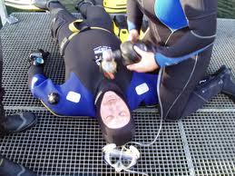 Stage Rescue Diver PADI à PARIS en fosse de plongée