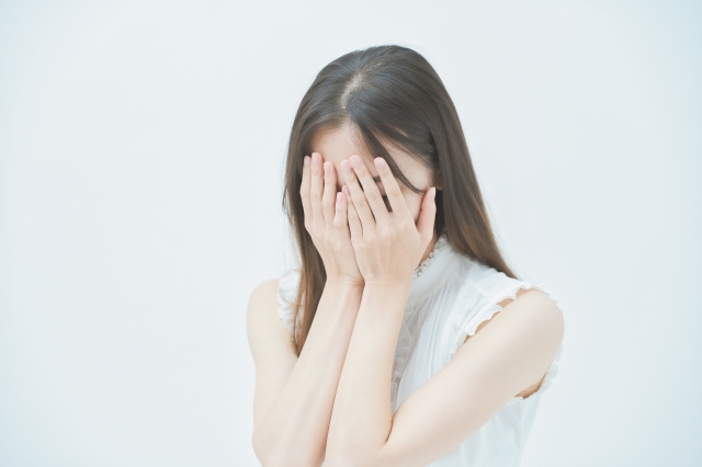 働く女性 ストレス、心療内科 女性向け、メンタルケア、オフィス街 クリニック、男性 メンタル不調