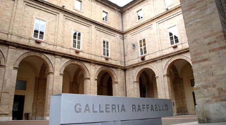 Urbino - Collegio Raffello