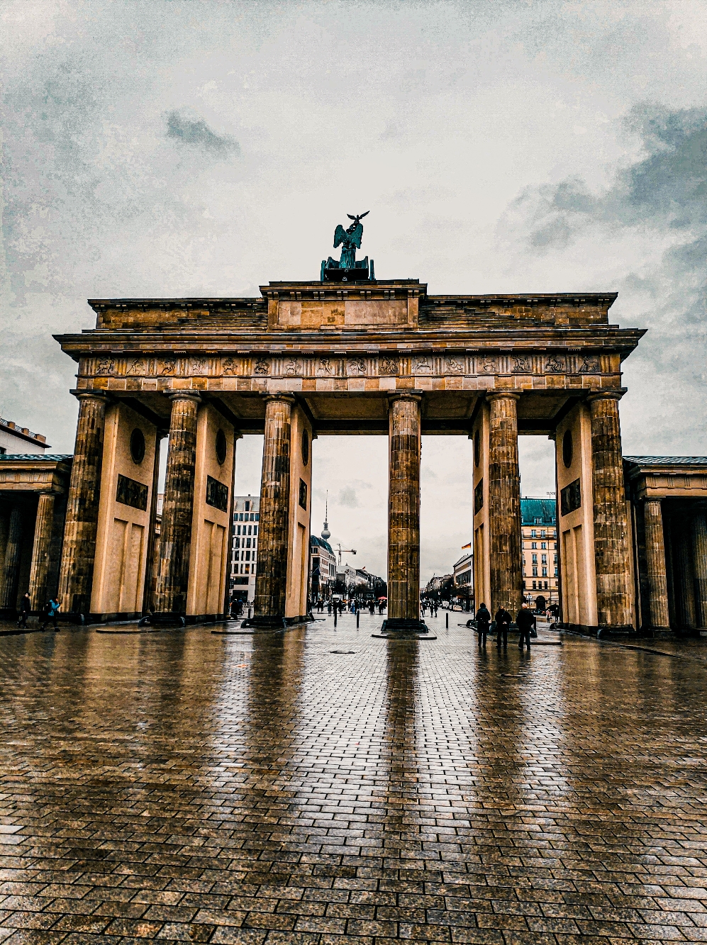 https://www.pexels.com/de-de/@magic-walli-1050540