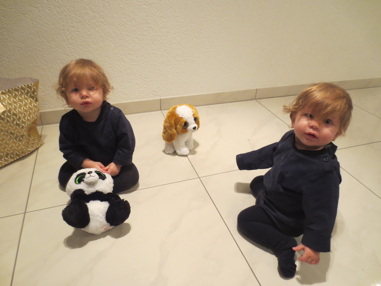 Erstmals dabei: Die "herzigen" Zwillinge Leonardo Cristiano und Matteo Alessandro (wer nun wer ist, müssen wir noch Cristiana fragen). Wir gratulieren den beiden jungen Eltern Cristiana und Mathieu zu dieser glanzvollen Leistung!!