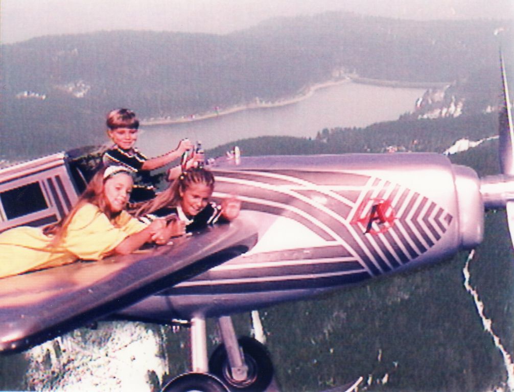 Michela, Cristiana und Giorgio im Flugsimulator am Europapark Rust 1998