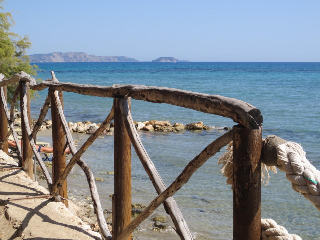 Porto Koukla.., an der Lagana's Bay - Wunderschön gelegene Beach Bar