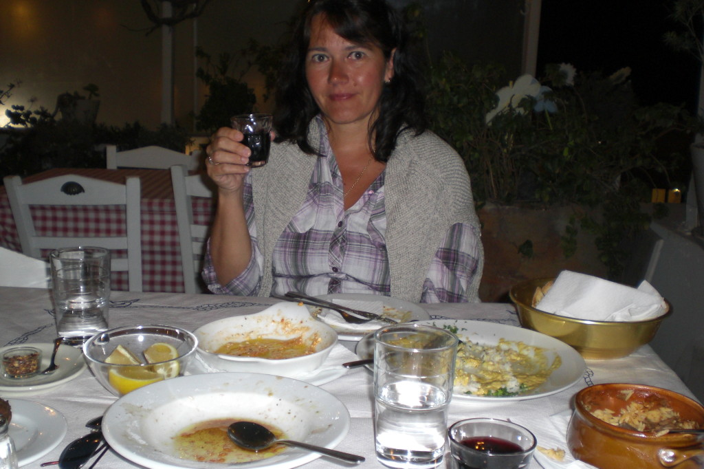 letztes Abendessen in Fira (griechische Tafelfreuden)