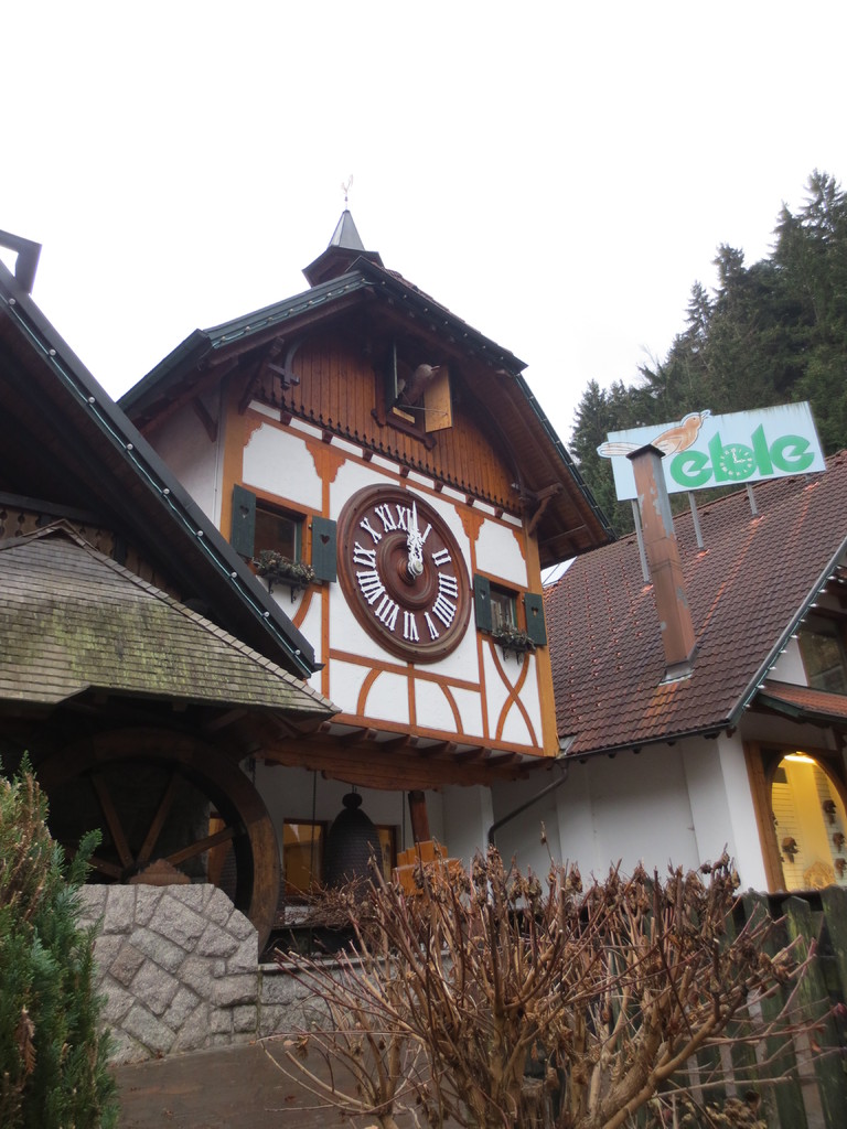 Auf der Rückfahrt durch den Schwarzwald - eble Uhrenpark in Triberg-Schonachbach: Faszinierendes Glocken(schau-)spiel