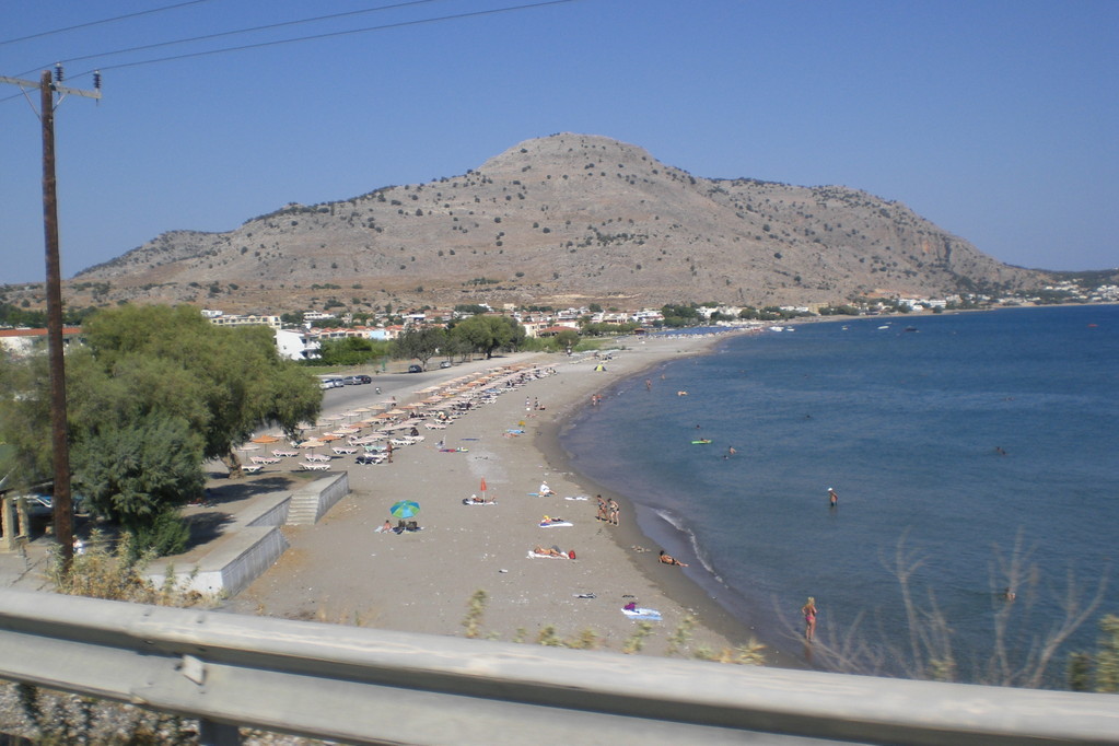Rhodos-Südwest-Küste: Irgend ein Strand zwischen Lindos und Archangelos