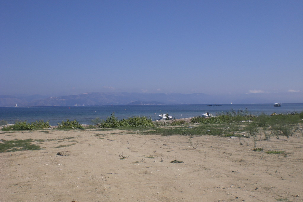 Lefkimmi, Örtchen im Süden der Insel mit ca. 3500 Einwohnern (Küstenabschnitt Lefkimmi)