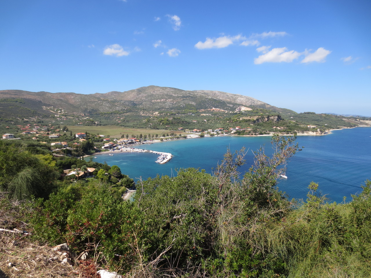 Marathias; Blick auf kleine Bucht bei Limni Keriou