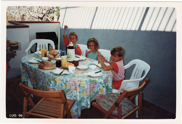 Morgenessen auf der Westterrasse