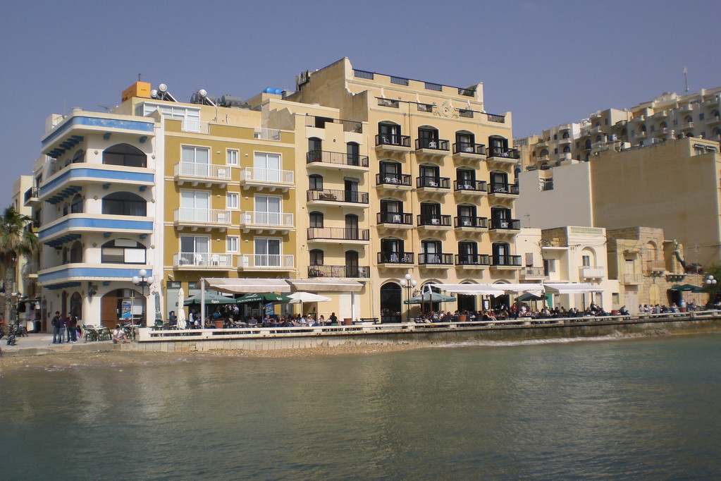 Insel Gozo: Xlendi Bay (kleiner, leicht touristischer Ort)