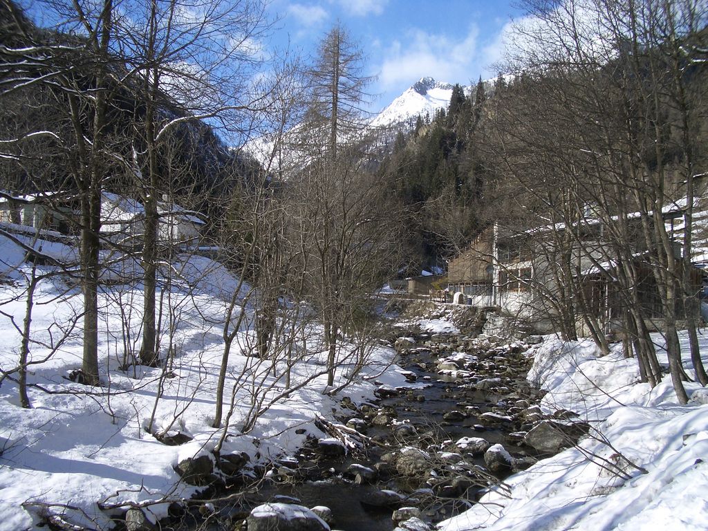 im hintersten Winkel des Maggiatals; Fusio, 1289 m ü M