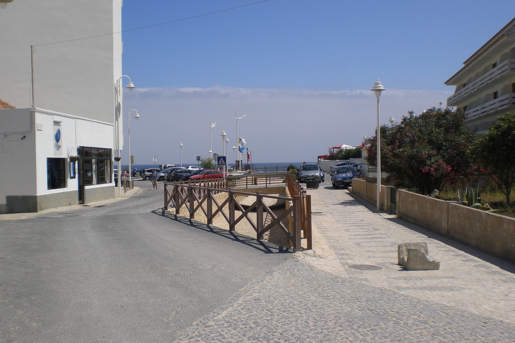 Südküste Portugal: Städtchen Salema