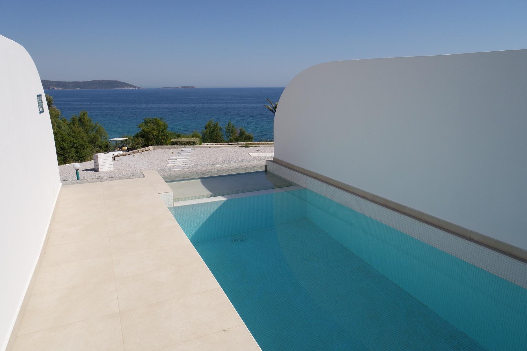 Pythagorio - im Südosten der Insel - Proteas Blu Resort, Hotelanlage: Unsere Suite mit Privat-Pool