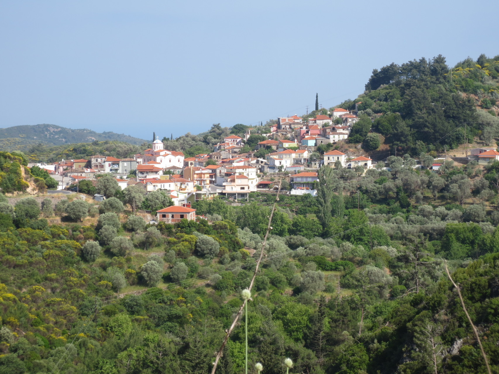 Im Landesinnern (südlich zentral). Das Bergdorf Pyrgos