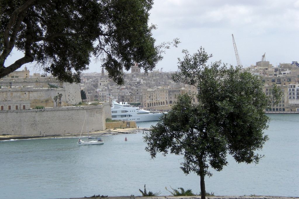 Insel Malta: Hauptstadt Valletta; Blick auf einen Teil des Grand Harbour