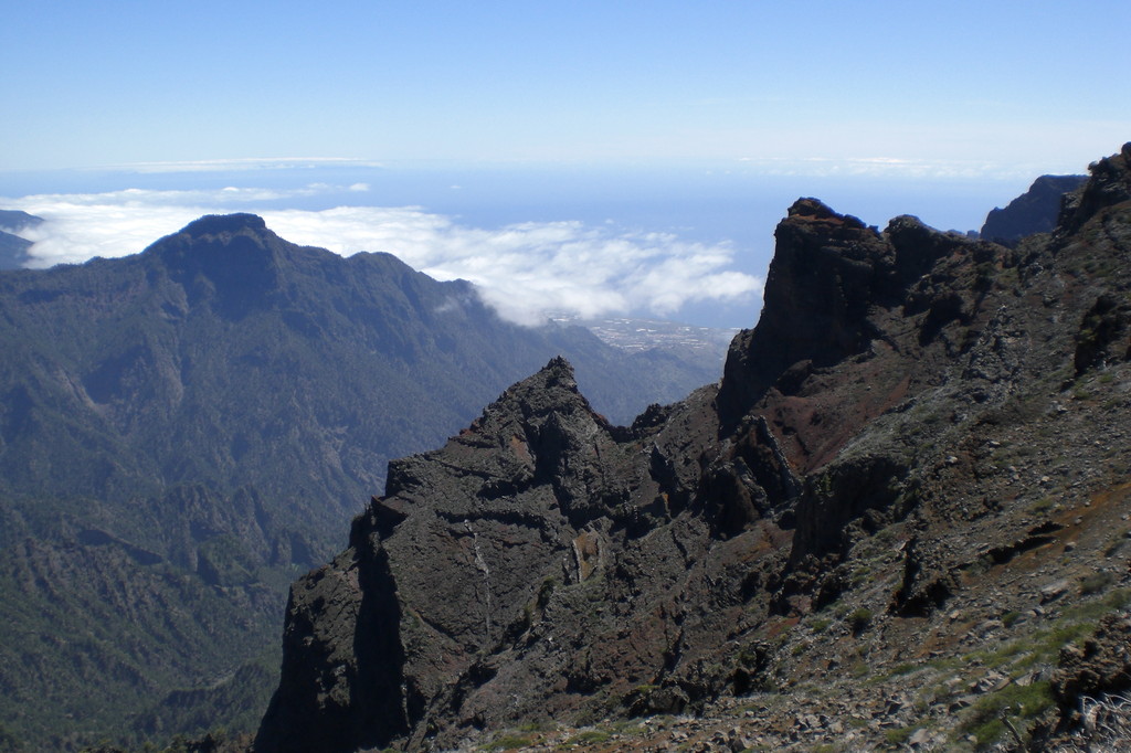 Caldera de Taburiente. Blick über den Vulkankrater Richtung Süden; hier etwa auf 2200 m. ü. M.