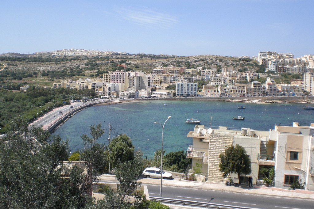Insel Malta: Die kleine Bucht Xemxija Bay; Teil der St. Paul's Bay