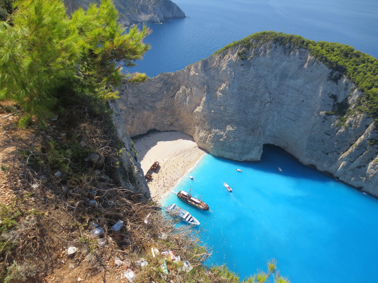 Berühmtes Sujet - Navagio - Schiffswrack (türkischer Frachter, gestrandet in den 70er Jahren)