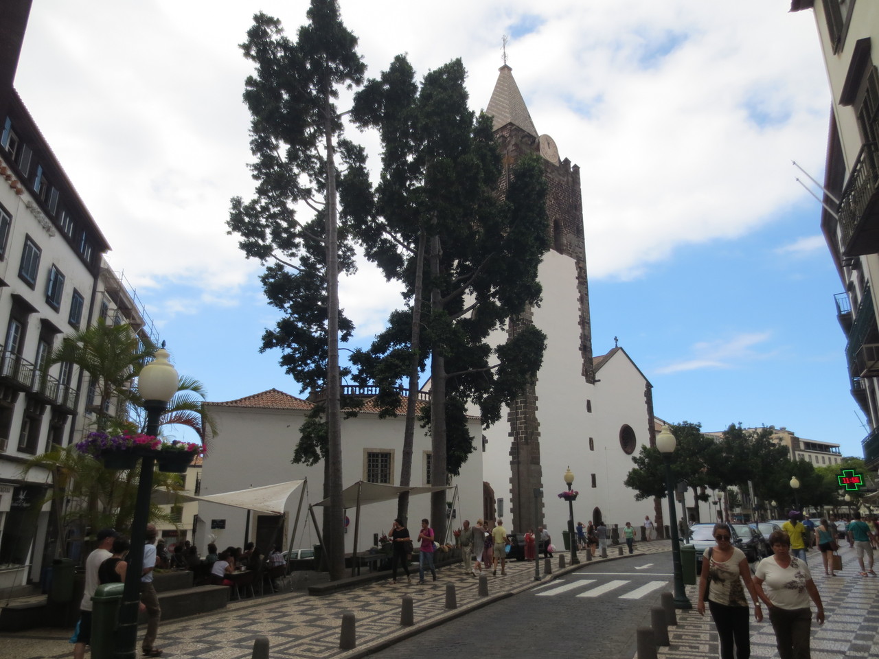 Im Süden der Insel Madeira: Impressionen aus dem Hauptort (Hauptstadt) "Funchal".