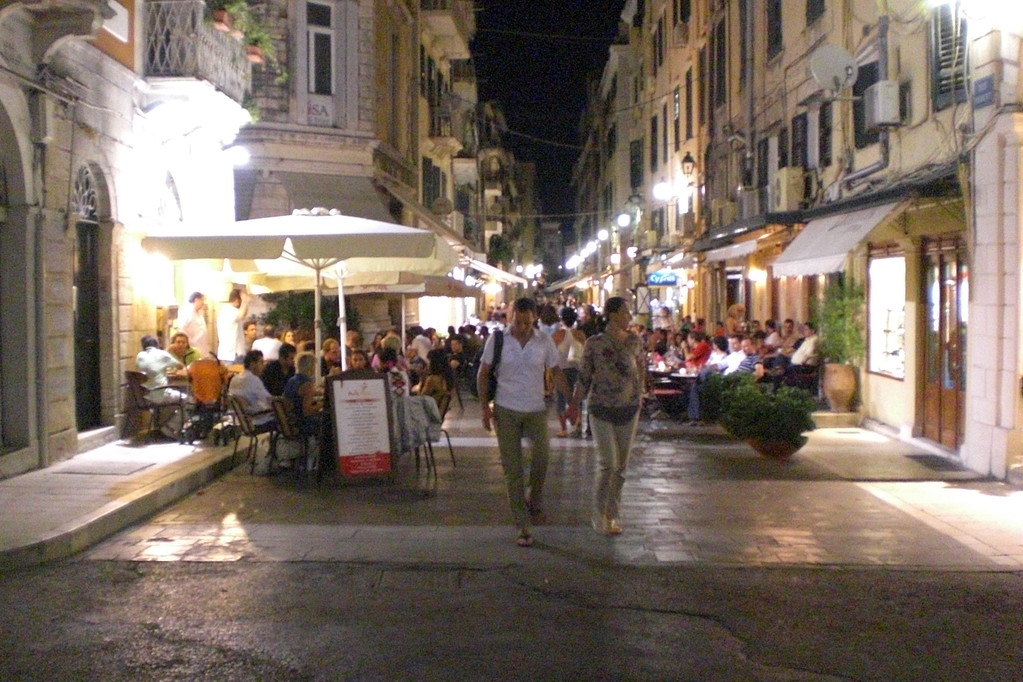 Kérkyra by Night; Impressionen von Kérkyras Altstadt