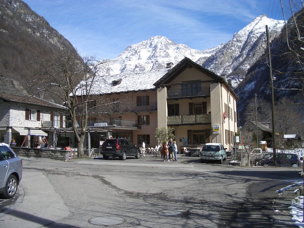 Unsere Residenz in Sonogno (im hintersten Winkel des Verzasca-Tals)