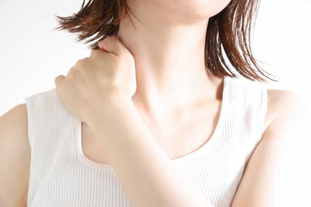 【整体・寝違え】朝起きたら首が痛くて動かせないのはどうして？