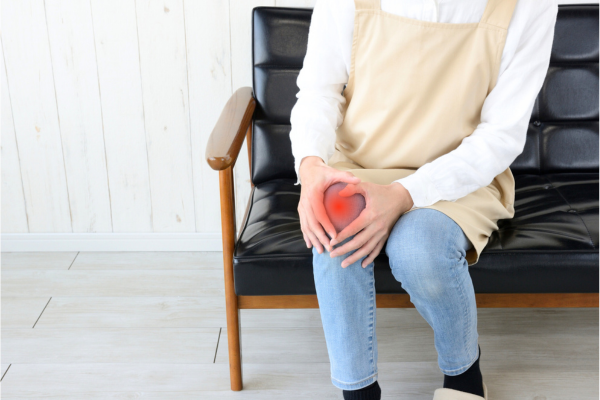 【整体・膝痛】床に膝をつくと痛い！大掃除で気づく膝の不調と解消法