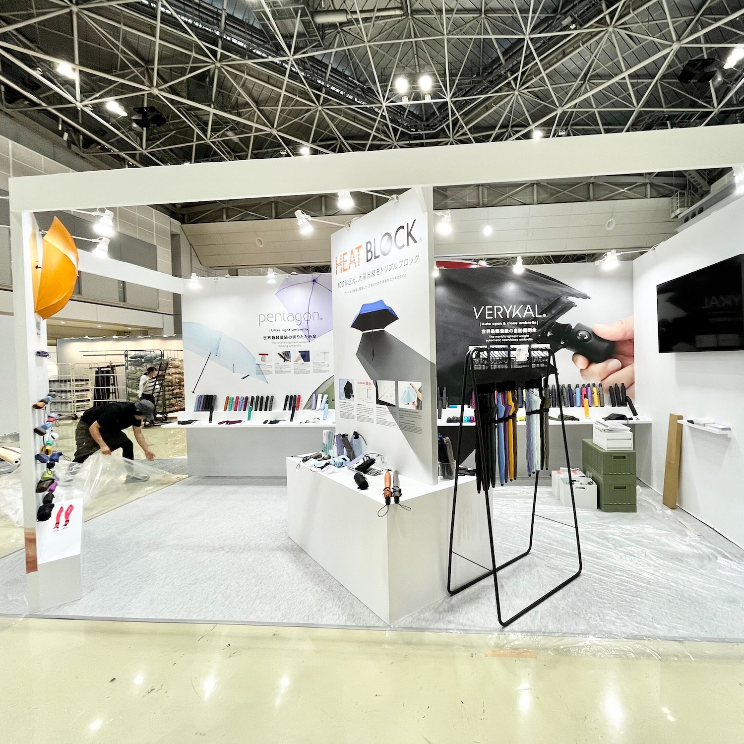 【再掲】アンベル株式会社、東京ギフト・ショー秋2025に2ブース出展決定！『AMVEL UMBRELLA STORE』と『お風呂deサウナ傘®』が東京ビッグサイトに集結！