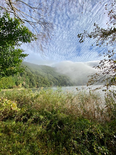 四尾連湖のうろこ雲