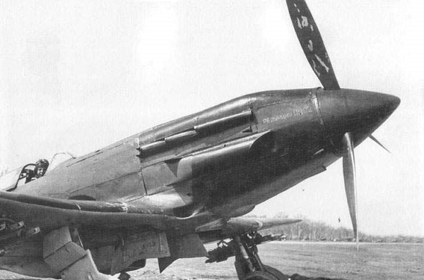 MiG-3のうちの1機 コクピット前にあるべきアンテナが付いていない