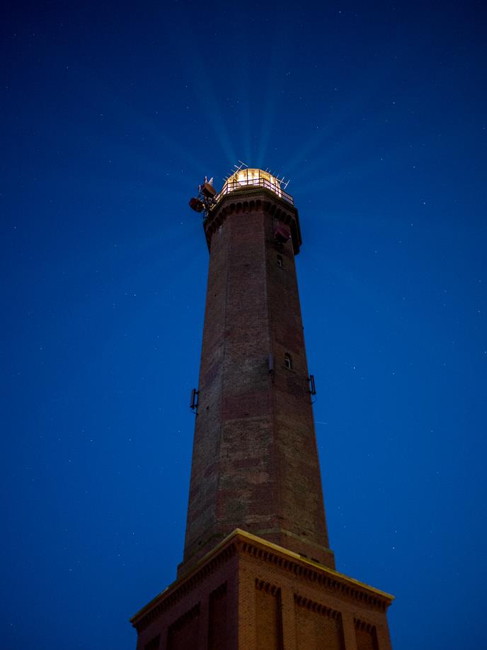 Norderney - Der Leuchtturm in den Dünen