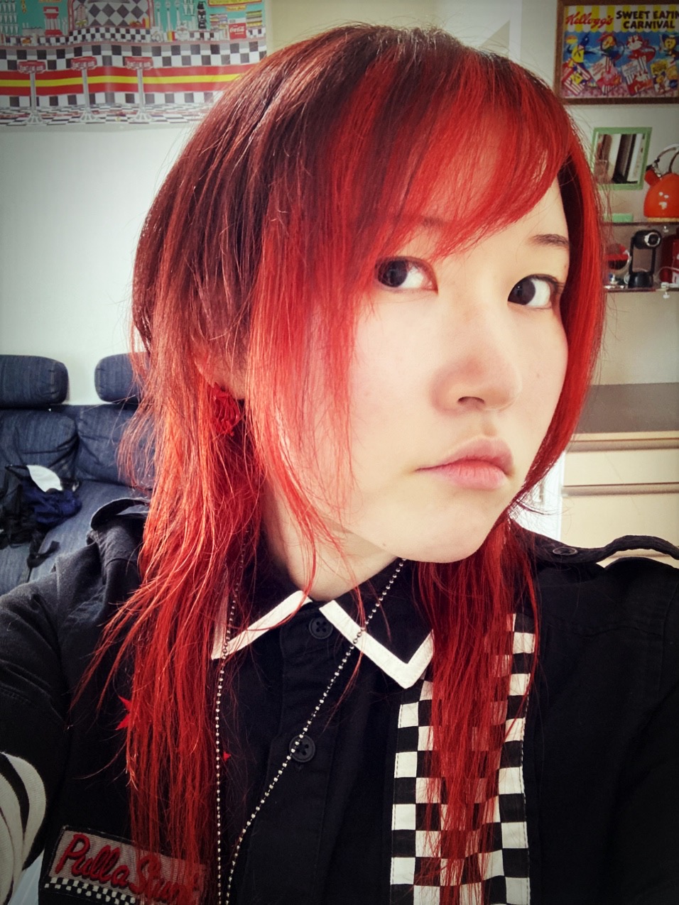 フジワラサヤカ BLOG #61 今度は髪が真っ赤っ赤_1