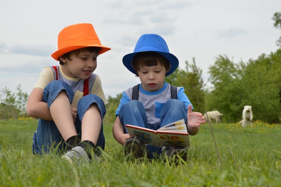A leitura na fase infantil auxilia na formação educacional das crianças
