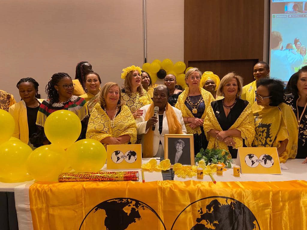 Anniversary Celebration & Candle Lighting Ceremony in Arusha Fotos