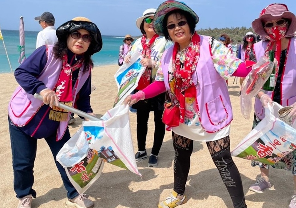 New Project - World Environment Day - Hengchun White Sand Beach Cleanup - BPW Pingtung, Taiwan