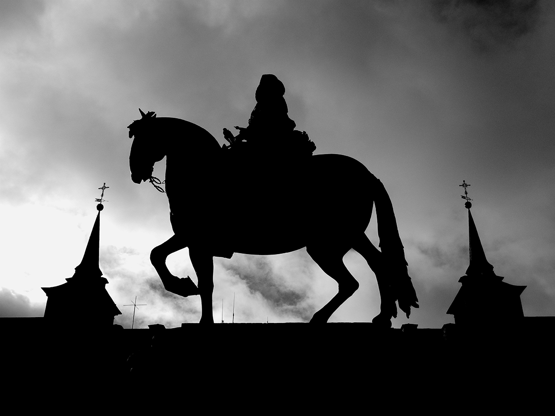 El caballero de las nubes (Plaza Mayor, Madrid)