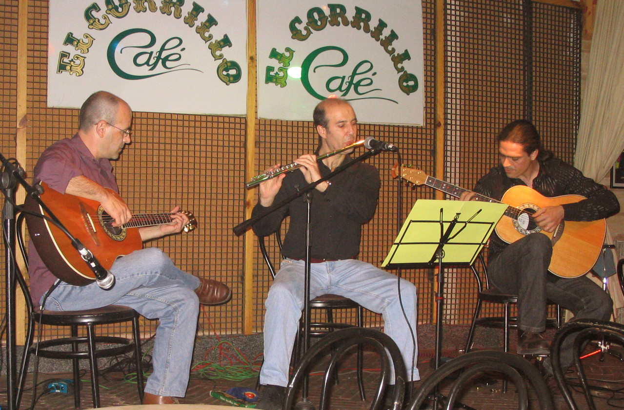 Isidro Solera, Julio Albertos, Julio García. Café Corrilo, Salamanca