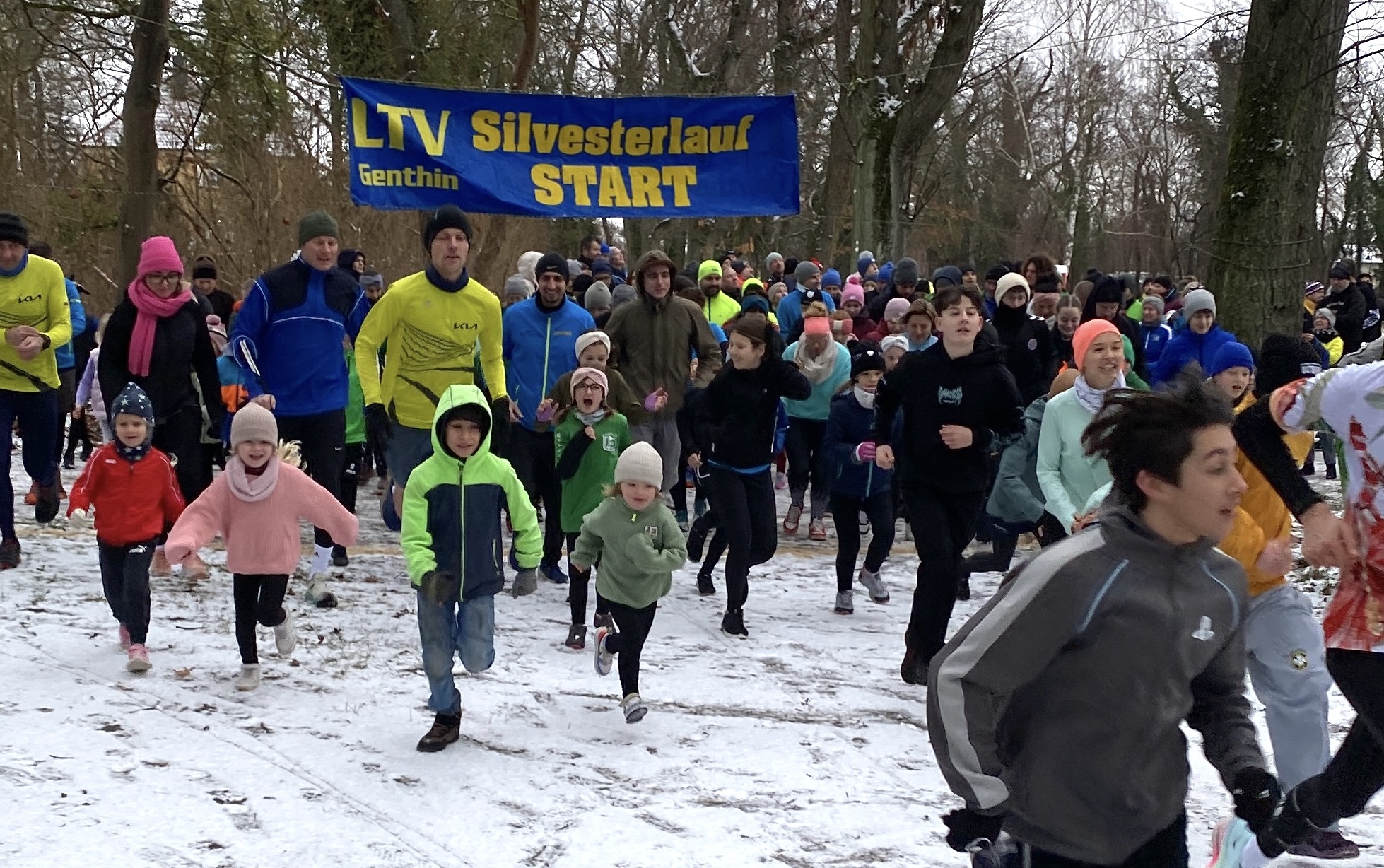 Silvesterlauf mit 200 Startern im Schnee