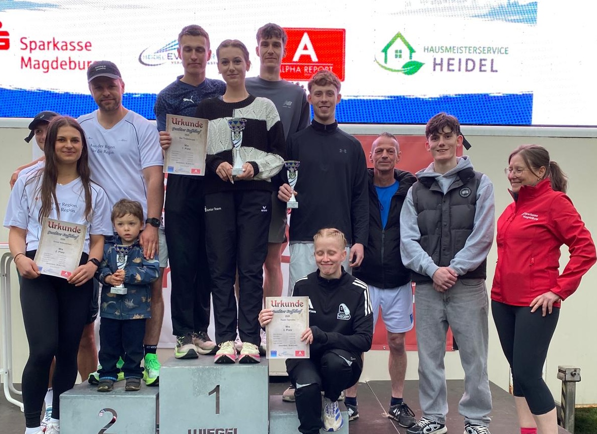 Team Trödeltrupp gewinnt den 10. Genthiner Staffellauf im Volkspark