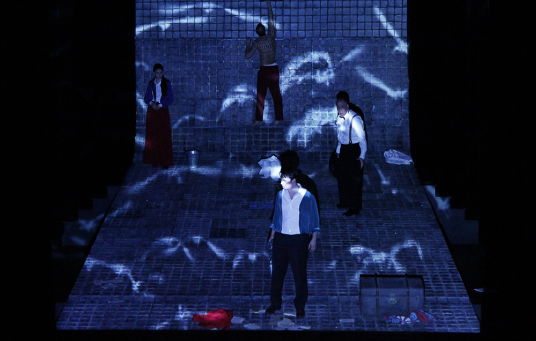 2014 Bühne & Kostüm. 'Die Märchen vom letzten Gedanken' Regie: Mario Portmann Bühne & Kostüm: Teresa Katharina| Stadttheater KONSTANZ