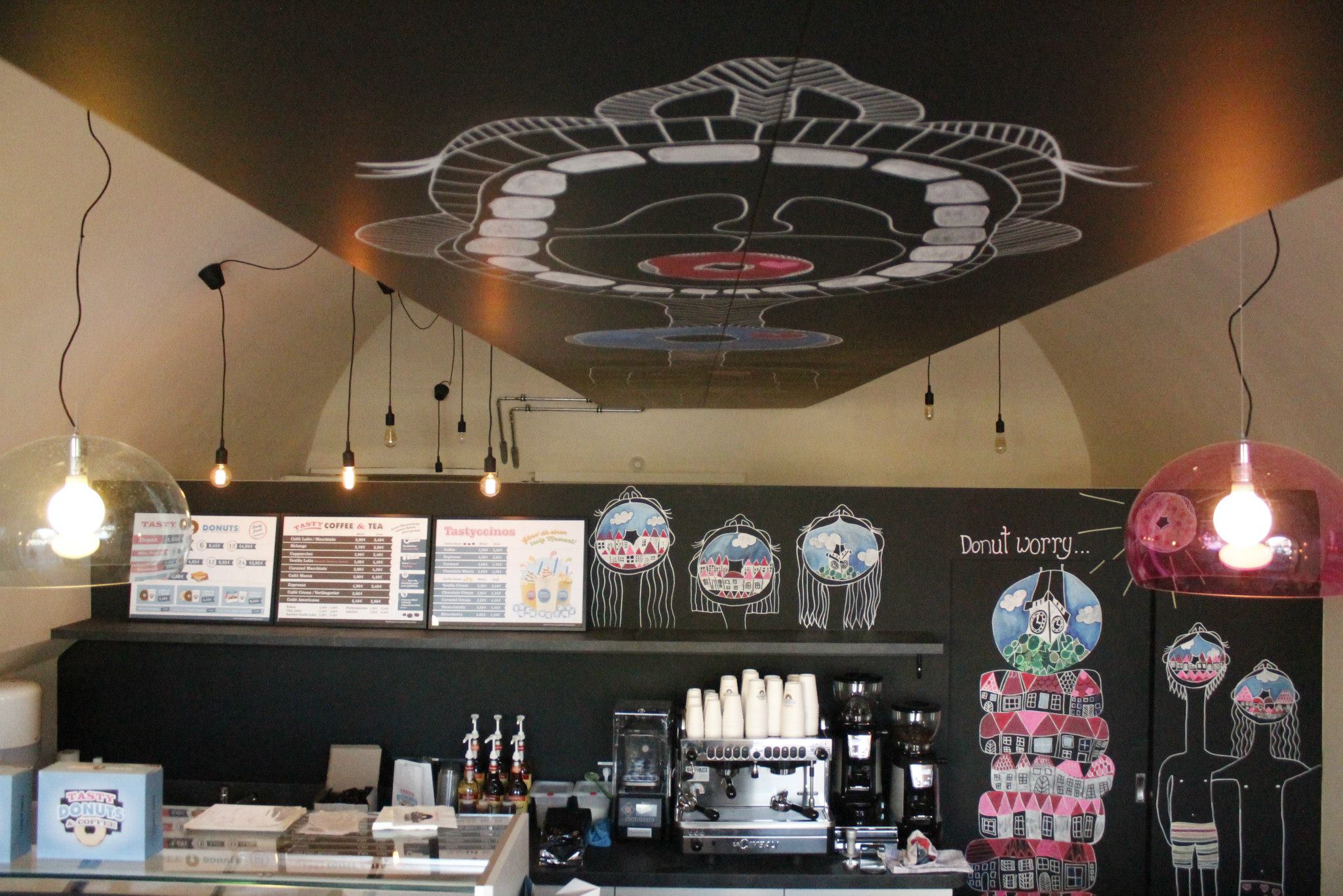 2016 Shopgestaltung 'Tasty Donuts' Illustration & Malerei: Teresa Katharina in GRAZ