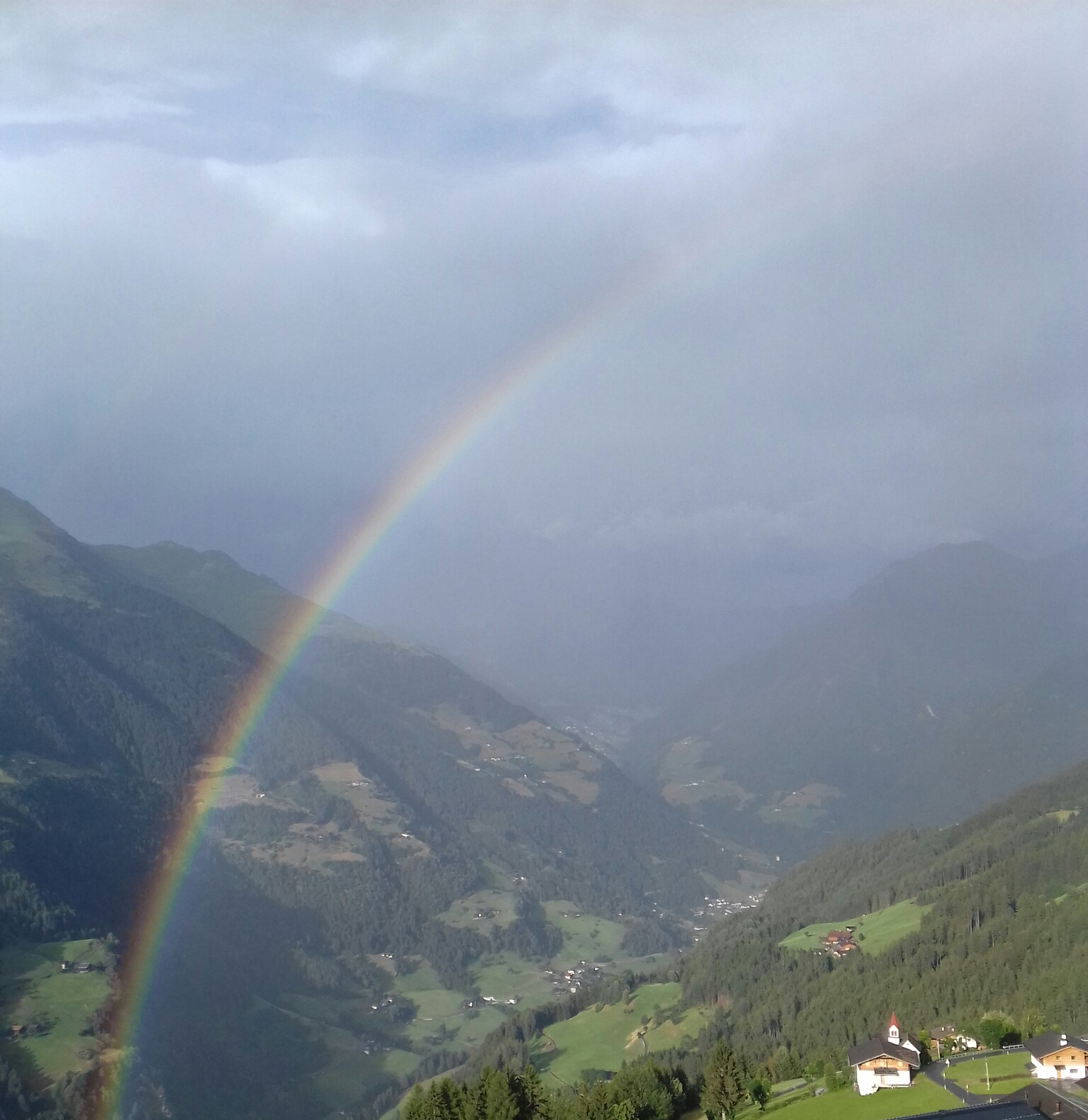 Regenbogen über Ulfas