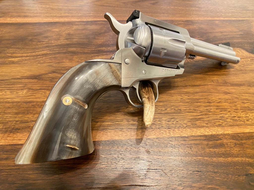 Ruger New Blackhawk 