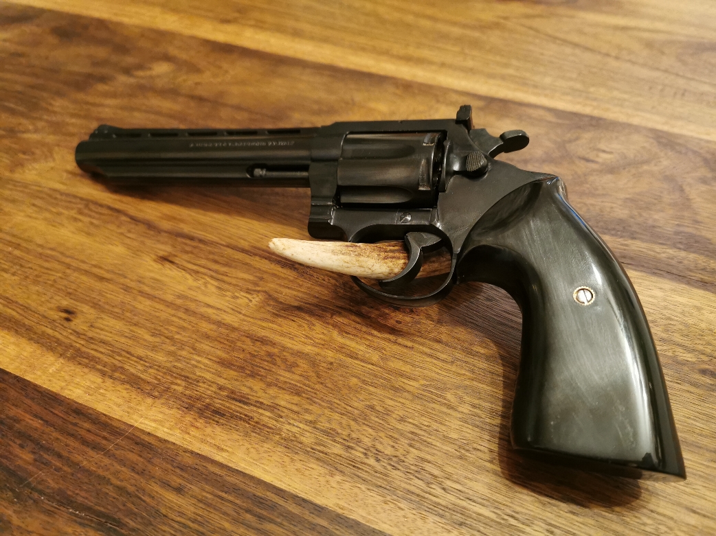 Uberti Revolver 