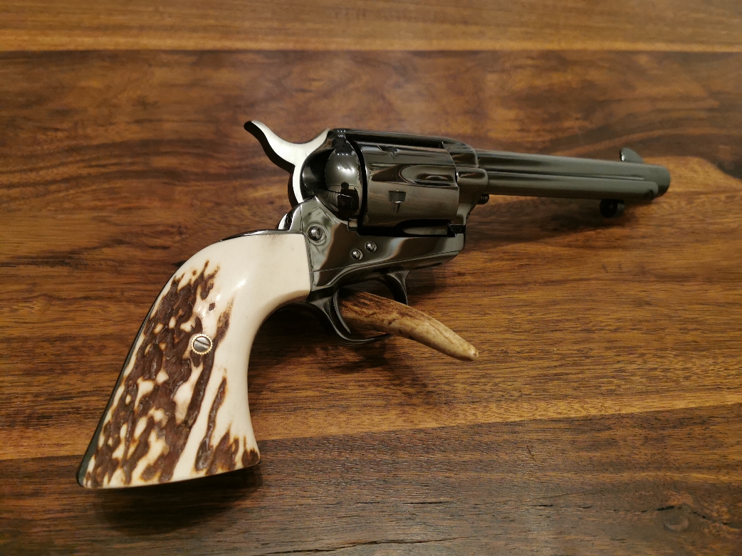 Colt SAA 