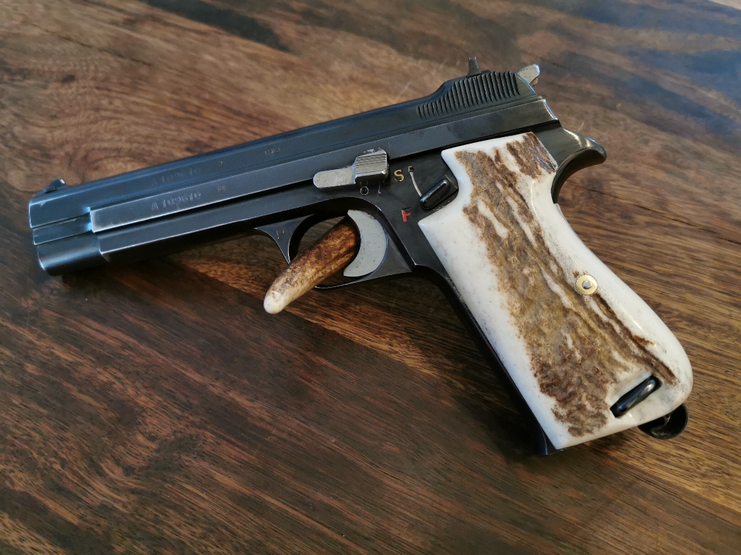 Sig 210
