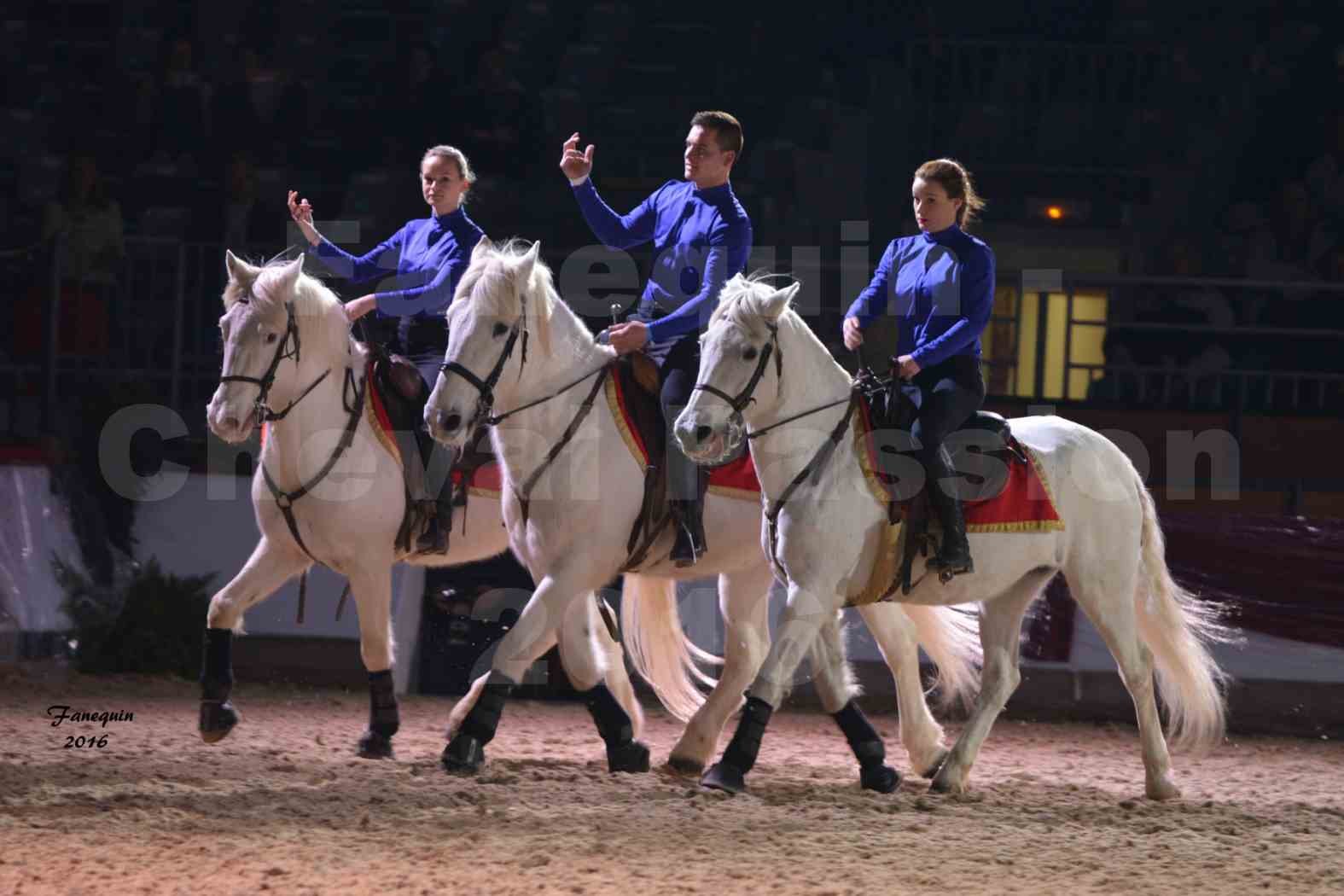 Cheval Passion 2016 - CAMARGUE voltigeurs - 1