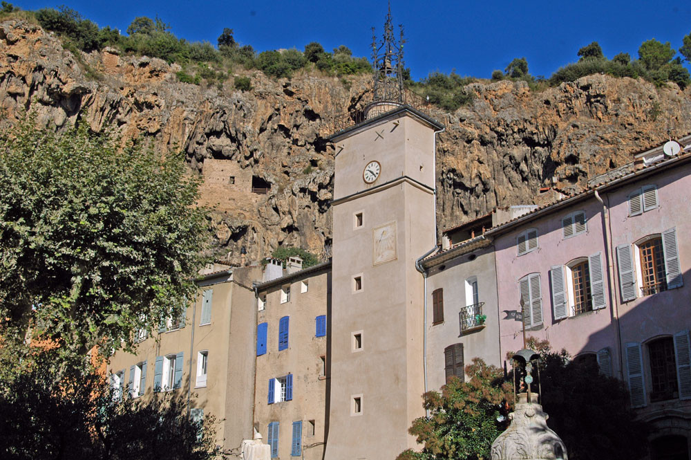 place de la Tour de l'Horloge